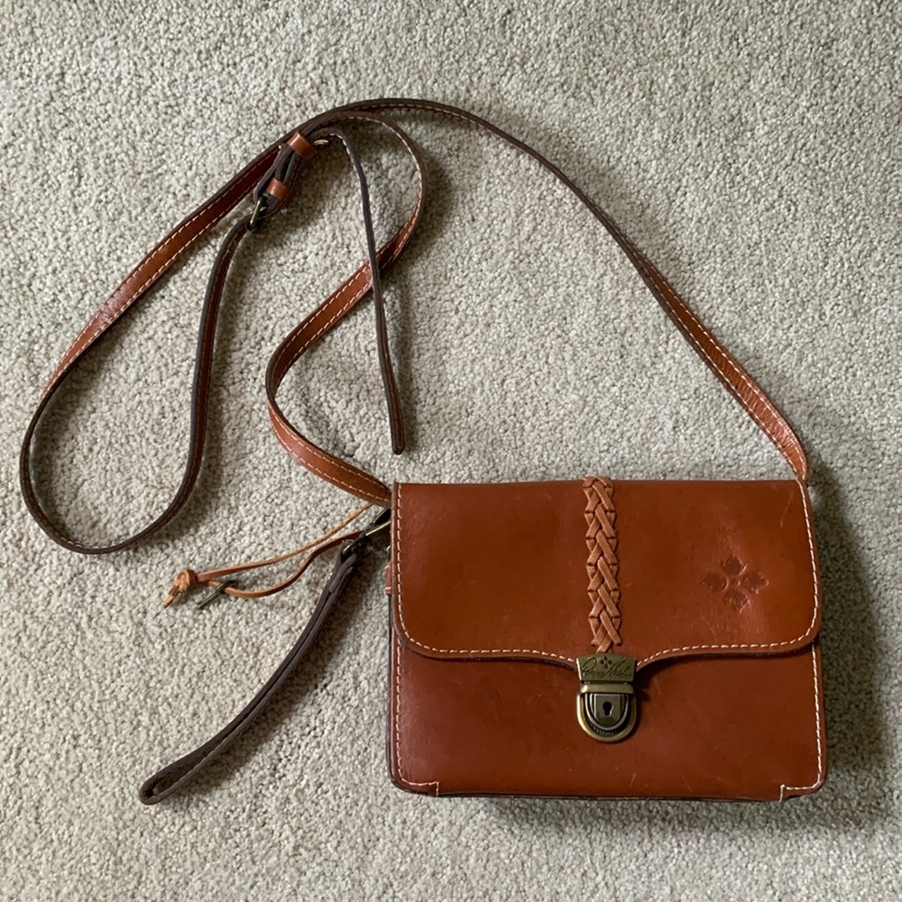 Genuine PATRICIA NASH BIANCO CROSSBODY purse with built in wallet